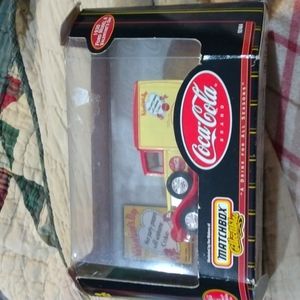 Matchbox 1:32 Scale 1930 Ford Model A Coca-Cola Valentines Day Theme , 1999
